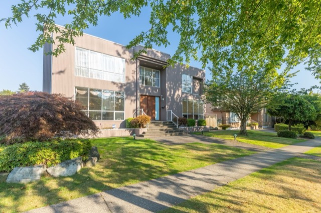 6808 Angus Drive